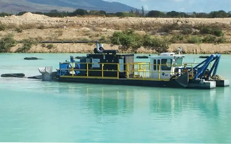 Hydraulic dredging equipment