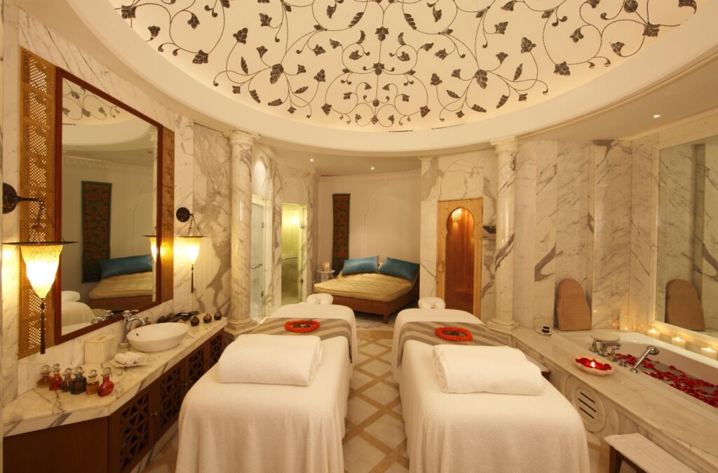 luxury spa in delhi